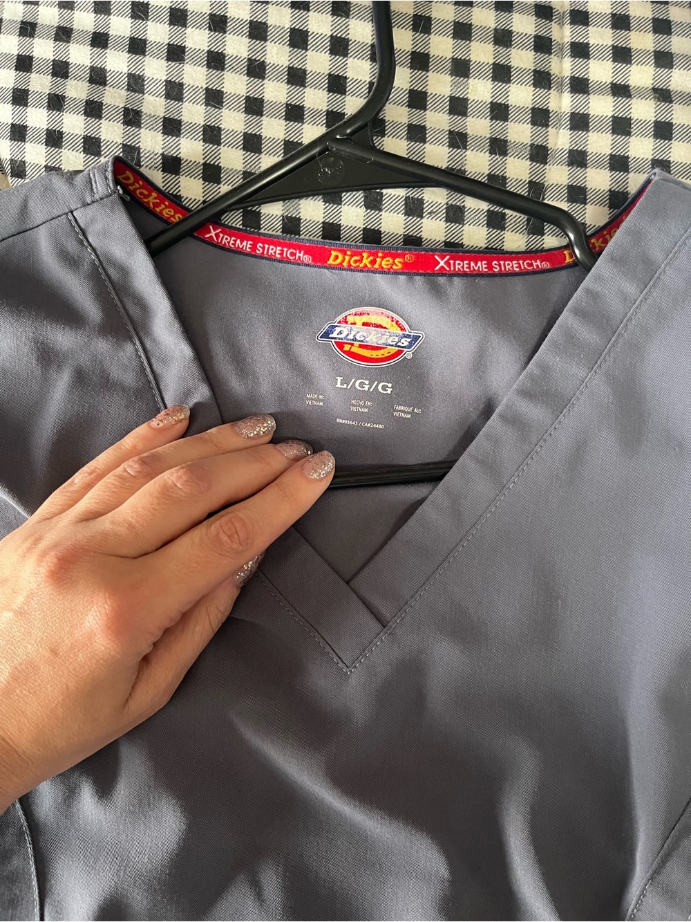 Dickies Women's Gray V-Neck Xtreme Stretch Scrub Top and bottom